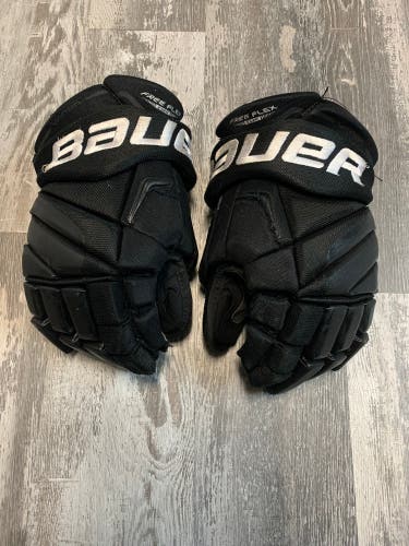 Used Bauer 13"  Vapor X100 Gloves