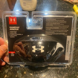 New Youth Under Armour Black Chinstrap