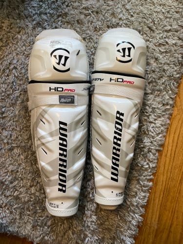 Warrior dynasty hd pro shin pads