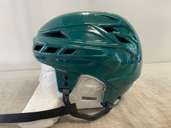 TRUE Dynamic 9 PRO Pro Stock Hockey Helmet Small Green 8892