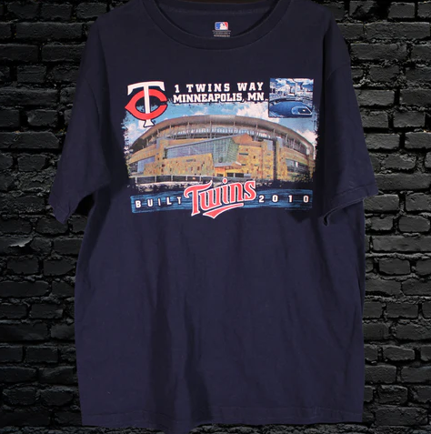 Minnesota Twins MLB 2010 T-Shirt Size Adult Large
