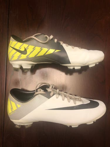 Nike Mercurial Victory II FG Size 8.5 Soccer Cleats