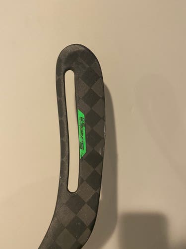 Junior Used Bauer Left Hand Sling Hockey Stick P28