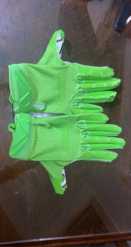 New Large Battle Football Gloves