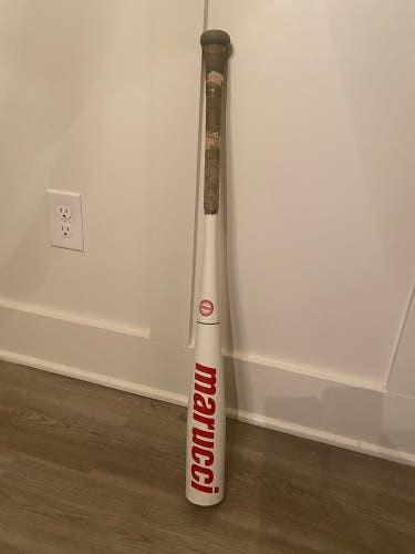 Used Marucci CAT 6 30”/22oz model MSBC68 Senior League Baseball