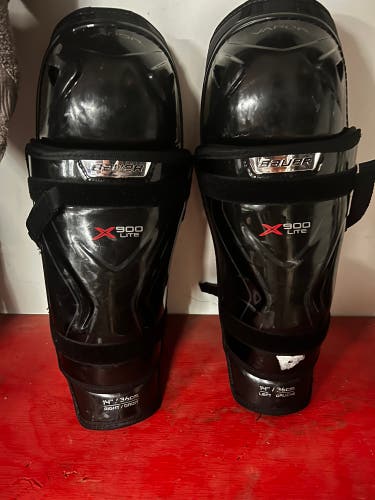 Bauer  vapor x900 lite Shin Pads