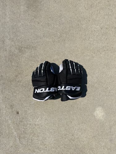 Used Easton Mako M3 Gloves 13"