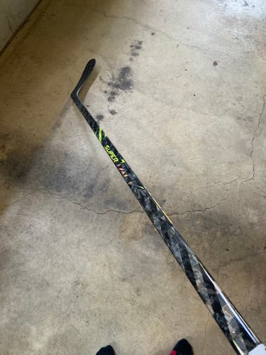 Senior Right Handed P92 Pro Stock Super Tacks AS4 Hockey Stick