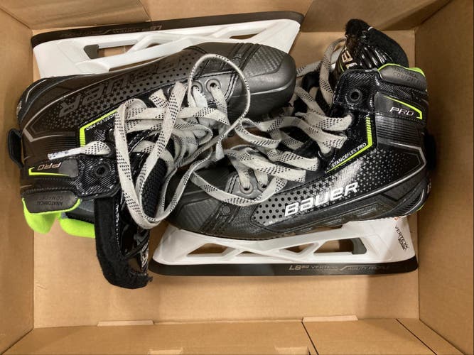 Bauer Pro Hockey Goalie Skates Size 7 Fit 2 W/ extra set of steel