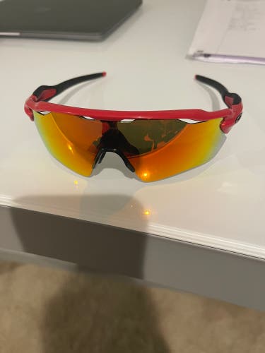 Men's One Size Fits All Oakley Radar EV Sunglasses