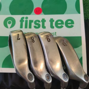Callaway Big Bertha X-12 7-PW Irons set Regular Graphite Shafts