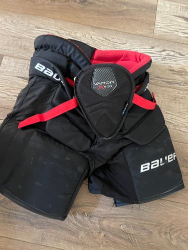 Used Intermediate Small Bauer Vapor X900 Hockey Goalie Pants