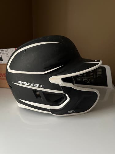 Used mach 6 7/8 to 7 5/8 Rawlings Batting Helmet