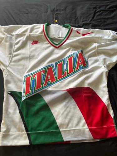 nike italia hockey jersey
