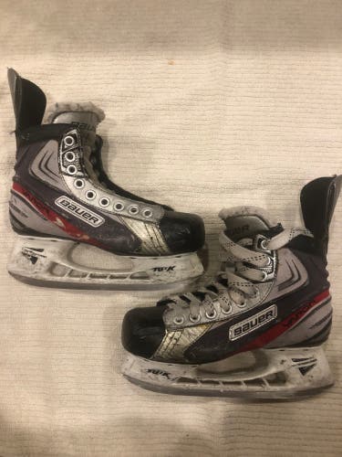 Bauer Vapor X2.0 Size 4.5 Hockey Skates