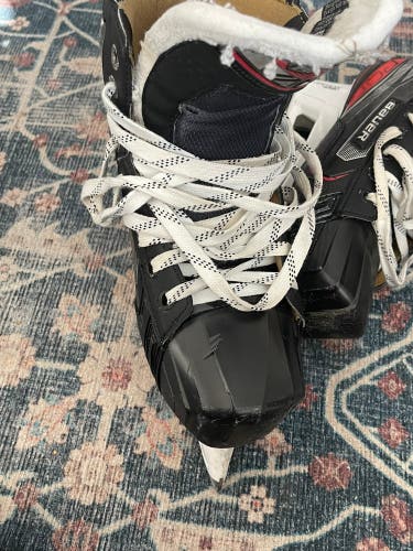 Used Bauer Regular Width  Size 8.5 Vapor X2.9 Hockey Goalie Skates
