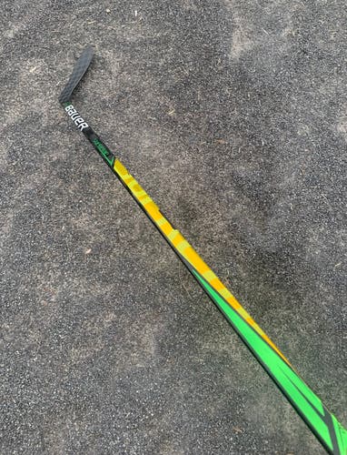 Pro Stock RH Bauer Supreme UltraSonic P92 65 Flex
