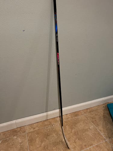Senior Right Handed Bauer Nexus Sync Hockey Stick P88