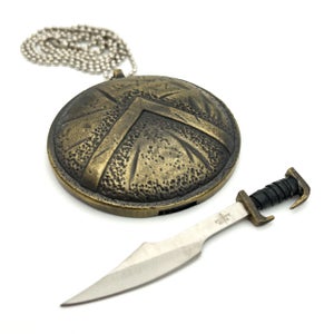 New Warrior’s Acclaim Spartan Neck Knife Necklace