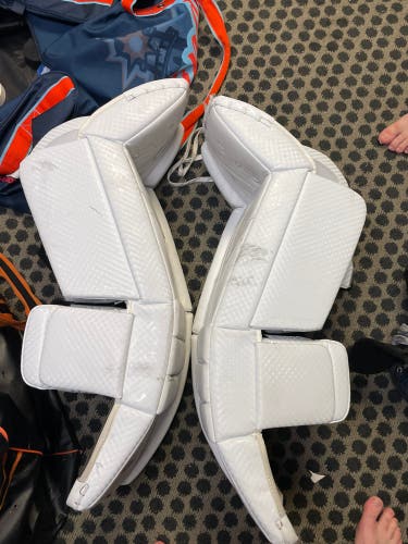 Vaughn Goalie Leg Pads