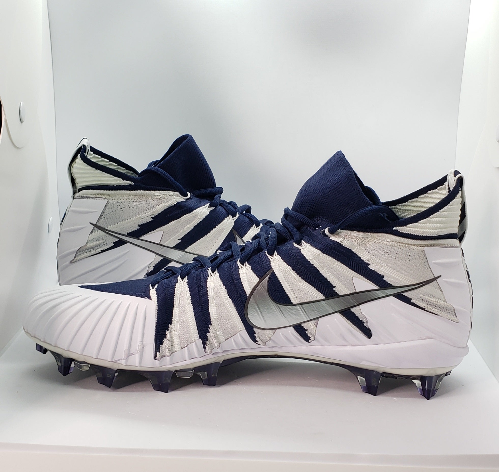 Nike Mens Alpha Menace Elite Football Cleats Navy Blue White  display picture 3