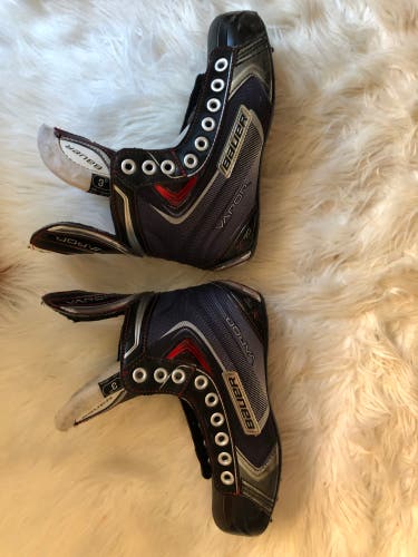 Used Bauer Regular Width Size 3 Vapor X70 Hockey Skate Boots