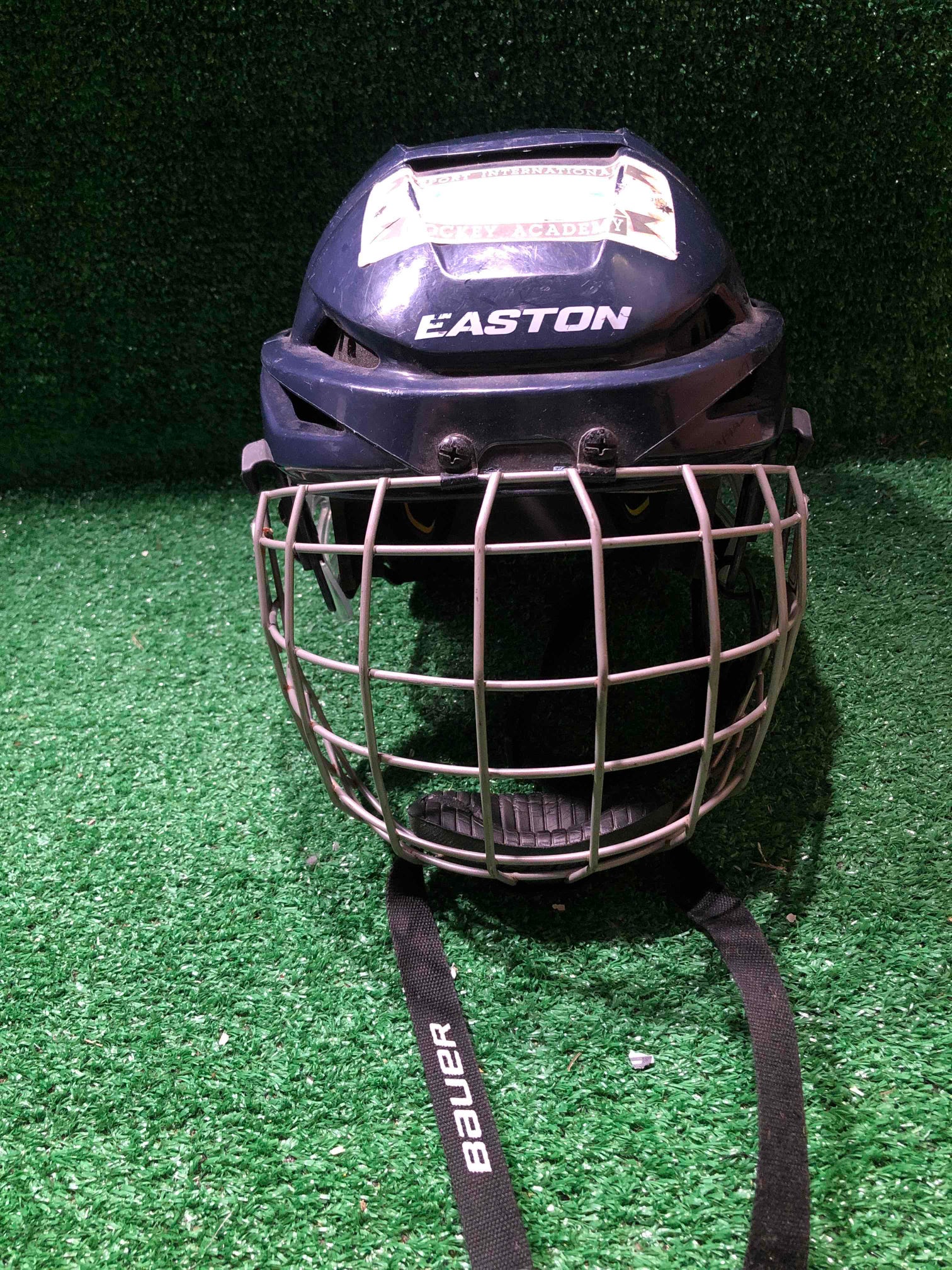Easton E400 Hockey Helmet Small