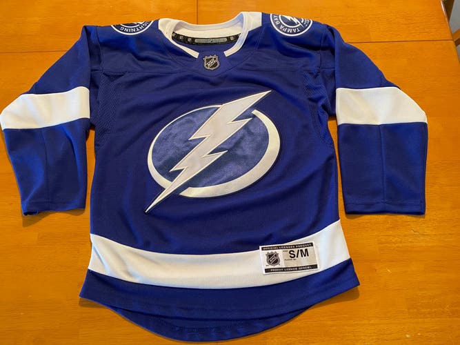 NHL youth small/medium Tampa Bay Lightning jersey