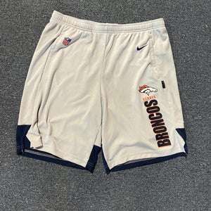 New Nike Denver Broncos On-Field Apparel Shorts L & XL