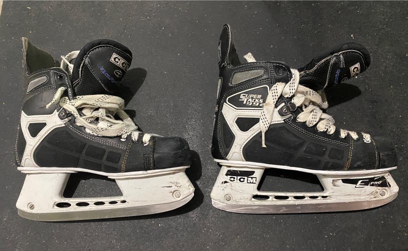 CCM Super Tacks 992 Skates