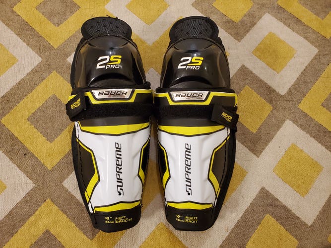 Bauer Supreme 2S Pro Youth Shin Pads 9"