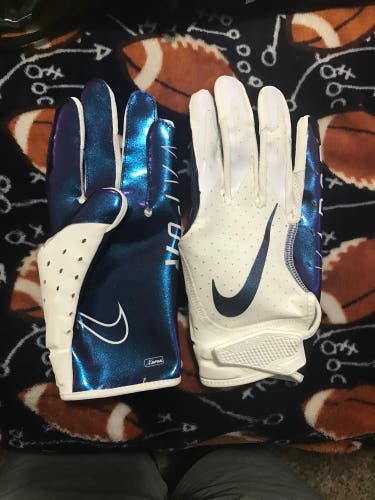 New Nike Vapor Gloves
