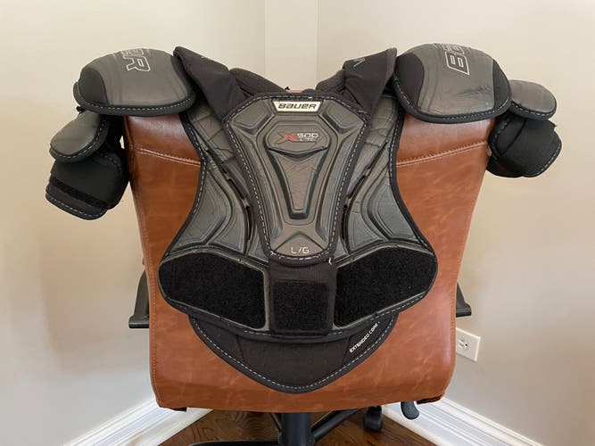 Junior Large Bauer Vapor X900 Shoulder Pads