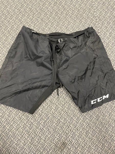 CCM Black Lg/Xl goalie shell