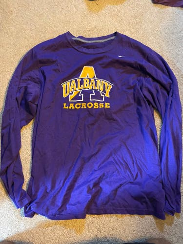 Purple Used Albany Mens  Large Nike Shirt