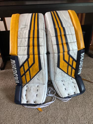 31 +2 Vaughn Goalie Leg Pads