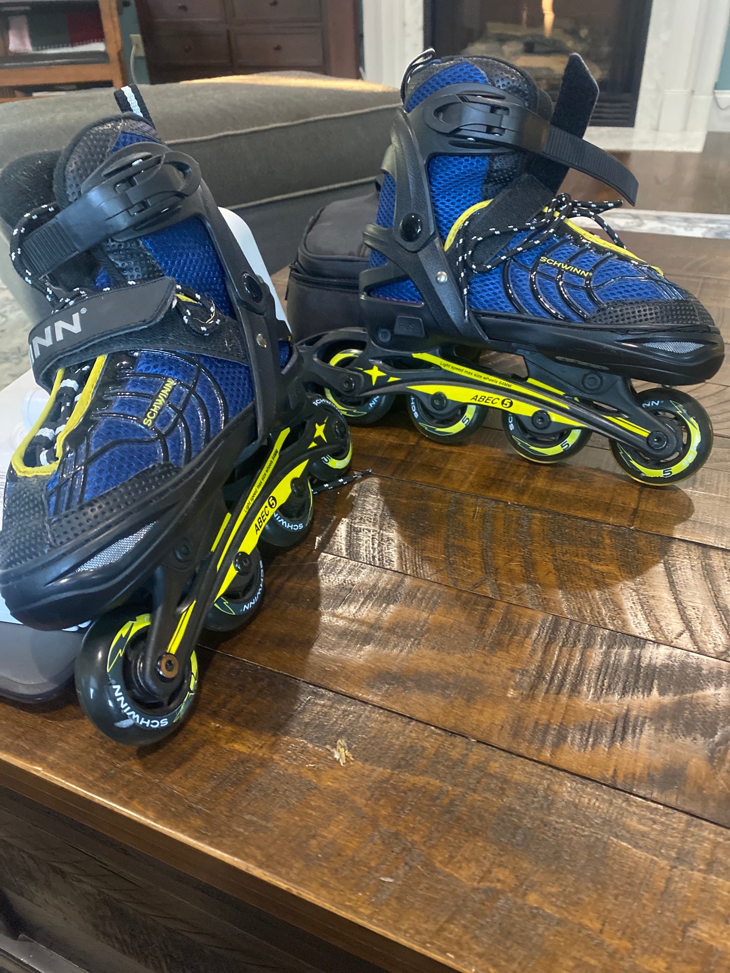 Used Schwinn ADJ SKATES 5-8 Adjustable Inline Skates / Rec & Fitness Skates