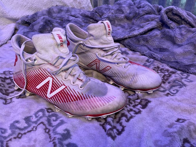 White Men's Molded Cleats Mid Top Freeze