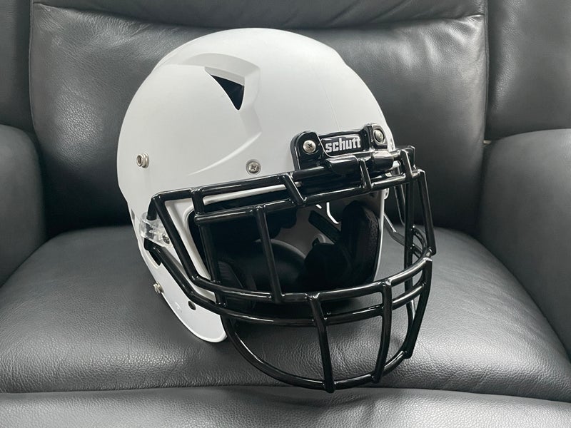 Adult New Extra Large Schutt Vengeance Pro VTD II Helmet