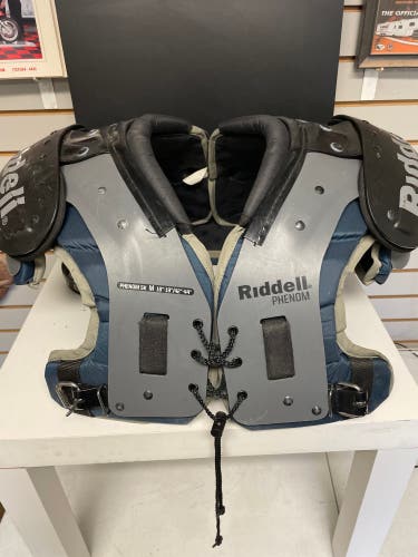 Adult Medium Riddell PHENOM SK Shoulder Pads
