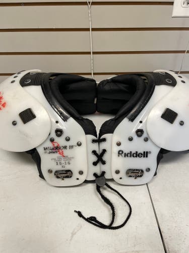 Adult XS Riddell Shoulder Pads