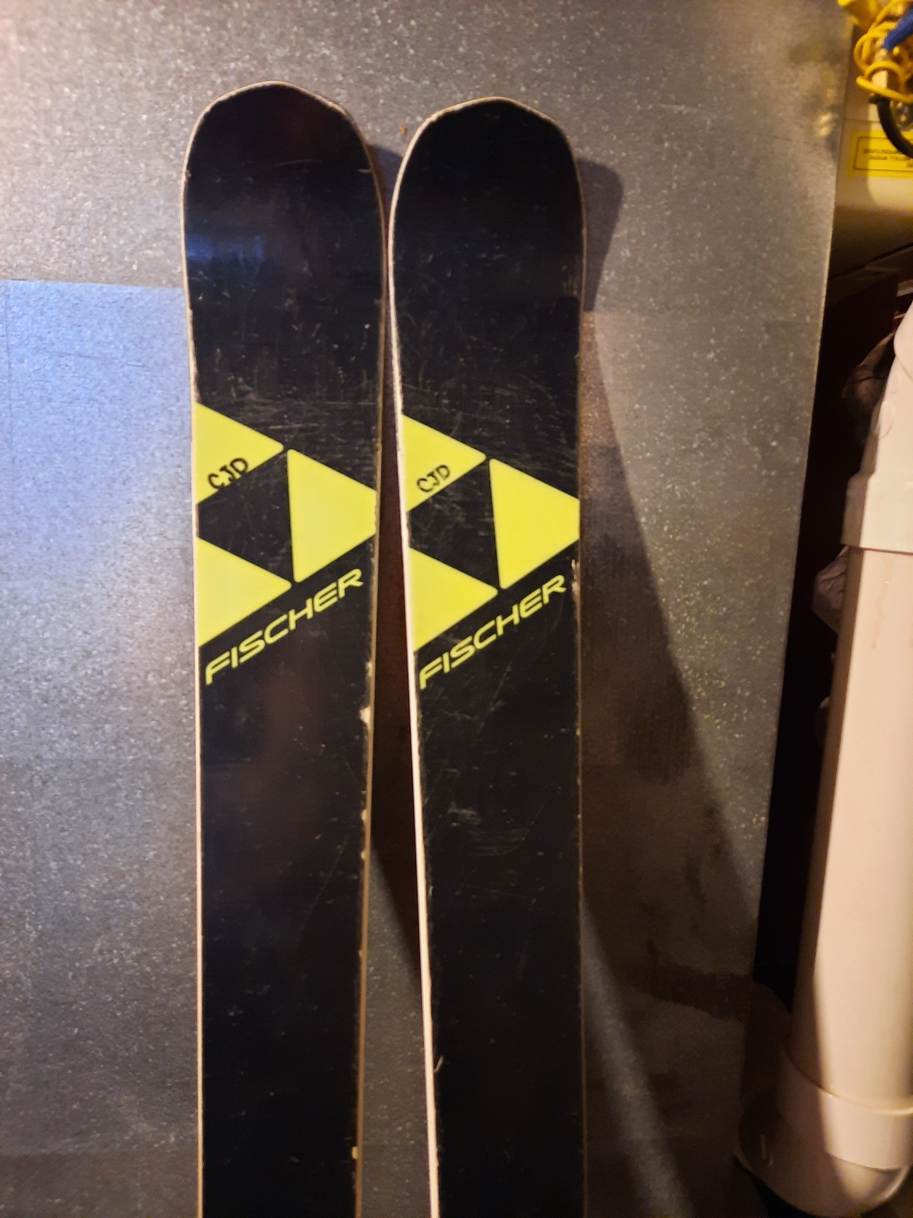 Fischer Racing RC4 World Cup GS Skis 183cm 23M | SidelineSwap