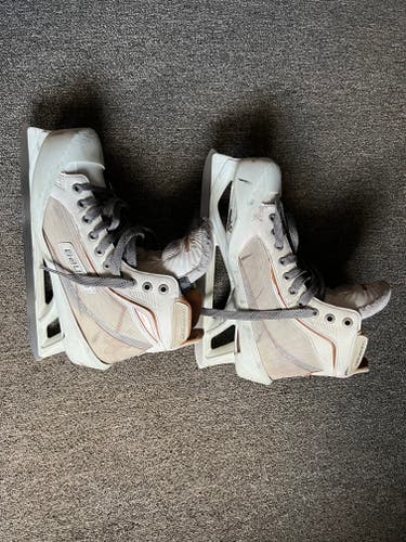 Senior Used Bauer Supreme One80 Hockey Goalie Skates Regular Width Size 9