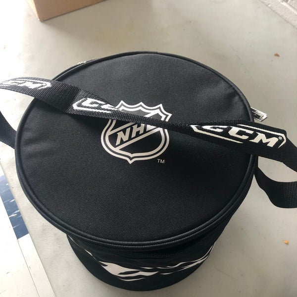 50 NEW Pucks