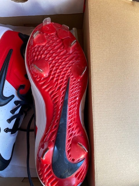 Metal Nike Low Top Nike Alpha Huarache 