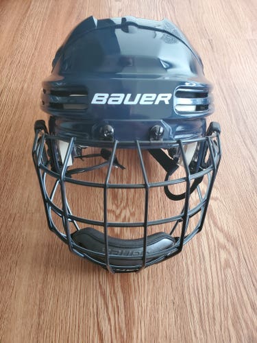 Used Small Bauer 4500 Helmet