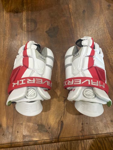 New 2022 Under Armour All American Maverik M5 Goalie Gloves