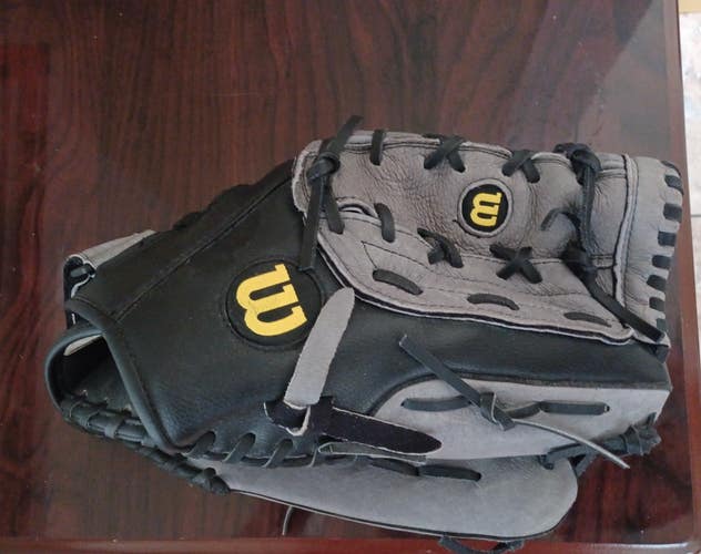 Used Right Hand Throw Wilson A360 Softball Glove 14"