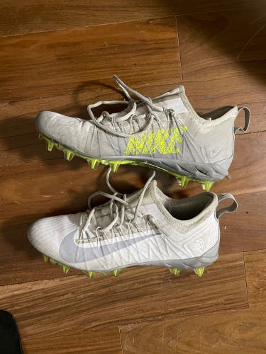 White Men's Size Men's 10.5 (W 11.5) Low Top Huarache