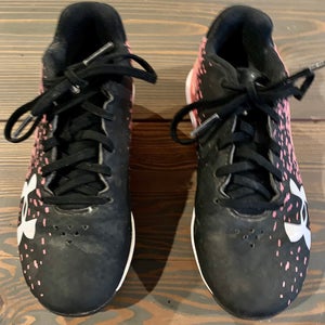 Under Armour Youth Softball Cleats - size youth 13K